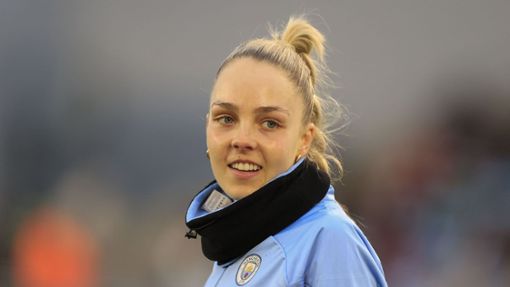 Die englische Fußballspielerin Ellie Roebuck hat in den sozialen Medien bekannt gegeben, dass sie einen Schlaganfall erlitten hatte. Foto: dpa/Conor Molloy