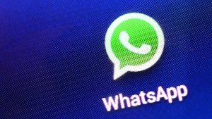 WhatsApp ist ganz schön freigiebig mit den Angaben seiner Nutzer Foto: dpa-Zentralbild