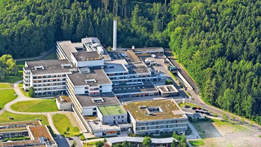 Mehr als 1500 Mitarbeiter arbeiten in dem akademischen Lehrkrankenhaus Klinikum Friedrichshafen Foto: imago/Westend61/imago stock&people