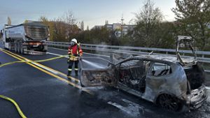 Fahrzeugbrand nach Auffahrunfall