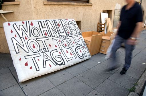 Anonymer Protest: Die Wohnungsnot treibt gerade auch in Stuttgart viele Menschen um. Foto: dpa/Marijan Murat