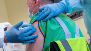 Betriebsärzte sind bereit, in den Firmen zu impfen. Foto: dpa/Hendrik Schmidt