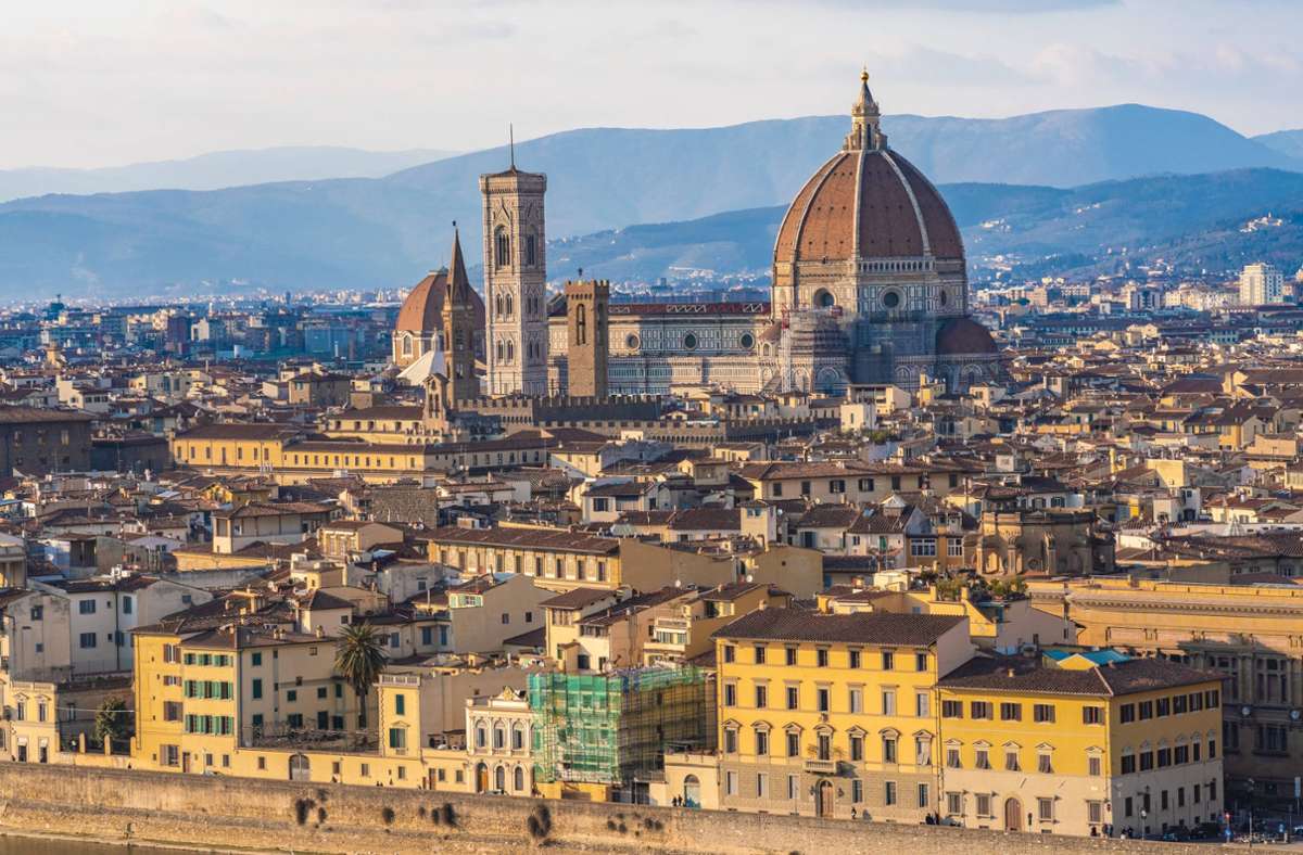 Das historische Zentrum von Florenz mit dem mächtigen Dom Santa Maria del Fiore gehört zum Unesco-Welterbe.