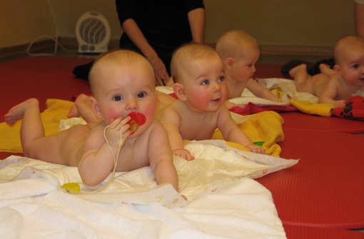 Der Kurs ist für Babys im Alter von acht Wochen bis vier Monaten. Foto: Gabi Ridder