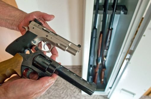 Ein Waffensammler und Sportschütze hatte gegen die Stadt Heilbronn geklagt, nachdem diese für eine Überprüfung seines Tresors 50 Euro erhoben hatte. Foto: dpa