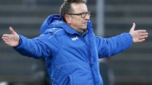 Auf Wiedershehen, Herr Meier: Der Trainer von Fußball-Bundesligist Darmstadt 98 ist bereits der fünft Coach, der von einem Erstligisten entlassen wurde. Foto: dpa