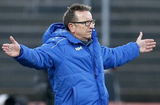 Auf Wiedershehen, Herr Meier: Der Trainer von Fußball-Bundesligist Darmstadt 98 ist bereits der fünft Coach, der von einem Erstligisten entlassen wurde. Foto: dpa