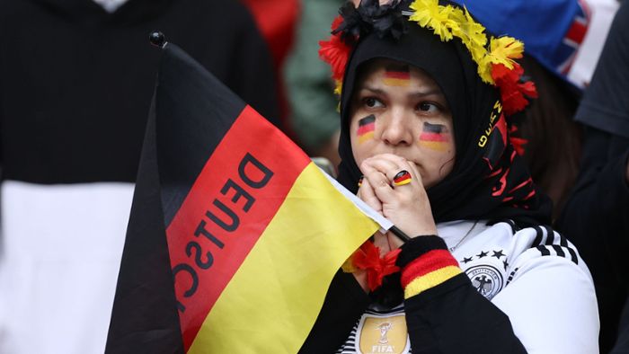 Brite startet Spendenkampagne für weinendes deutsches Fußball-Mädchen