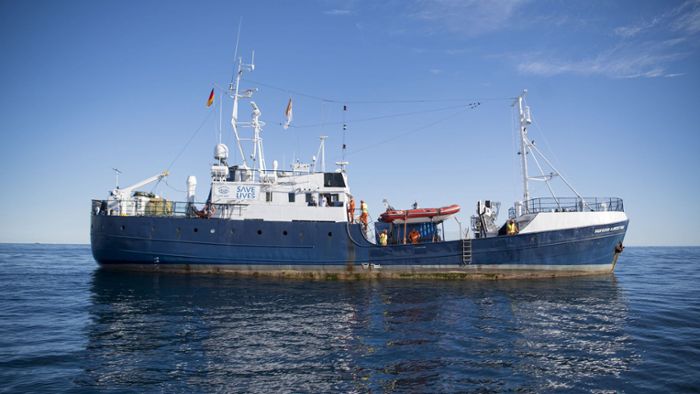 Sea-Eye-Schiff  rettet 65 Menschen