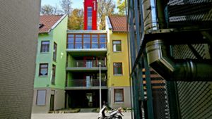 Sozialwohnungen in der Straße Am Mühlkanal in Stuttgart-Ost sind ein Beispiel für Aktivitäten der Stiftung Nestwerk in der Stadt. Foto: Archiv/Achim Zweygarth