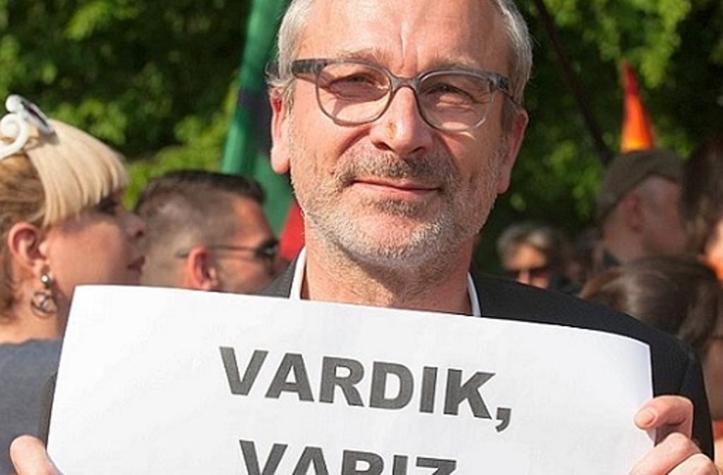 Der Grünen-Bundestagsabgeordnete Volker Beck wurde in Istanbul gewaltsam von einer Demonstration abgeführt. Foto: dpa