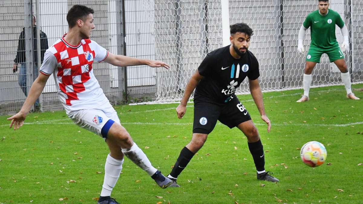 Fußball-Kreisliga A Stuttgart, Staffel 1: Vier-Minuten-Hattrick leitet 13:0 ein: Croatia wieder Erster