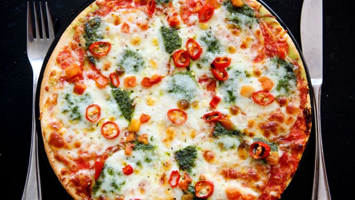 Schlägerei in Pizzeria wegen Bestellung -Ofenschieber als Waffe