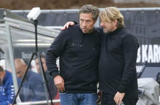 Sportdirektor Sven Mislintat (rechts) mit Interimstrainer Michael Wimmer. Foto: Pressefoto Baumann/Hansjürgen Britsch