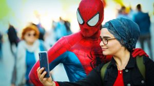 Als Spiderman auf Selfie-Fang