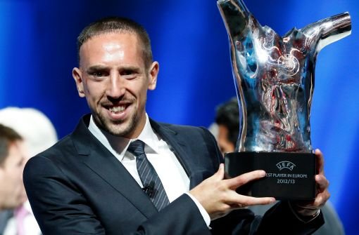 Europas Fußballer des Jahres ist er schon, jetzt kann er auch noch den Titel des Weltfußballers 2013 erringen: Bayern-Star Franck Ribéry. Seine Konkurrenten sind ... Foto: dpa