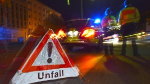 Bei einem Auffahrunfall auf der B 27 nahe Ludwigsburg ist am Freitagabend eine Frau verletzt worden (Symbolbild). Foto: dpa
