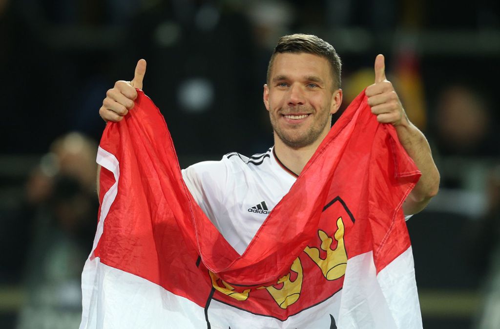Lukas Podolski hat eine besondere Beziehung zu der Zahl 34. Foto: dpa