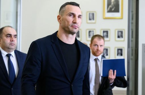 Kehrt Wladimir Klitschko in den Ring zurück? Foto: dpa/Bernd von Jutrczenka