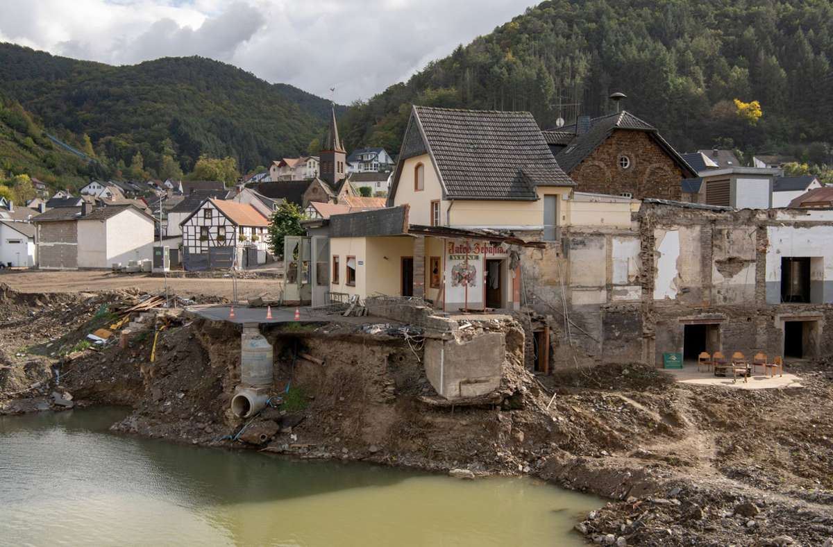 Die Flutkatastrophe in Deutschland sorgte in diesem Jahr wohl für den enormen Anstieg der Spenden. Foto: dpa/Boris Roessler