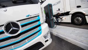 Daimler Truck wird eine eigenständige Gesellschaft – mit Sitz in Leinfelden-Echterdingen. Foto: dpa/Marijan Murat