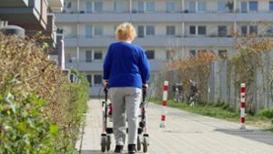 Den Erkrankten des Seniorenheims geht es wohl zum Großteil ganz gut. (Symbolbild) Foto: imago images/Sabine Gudath