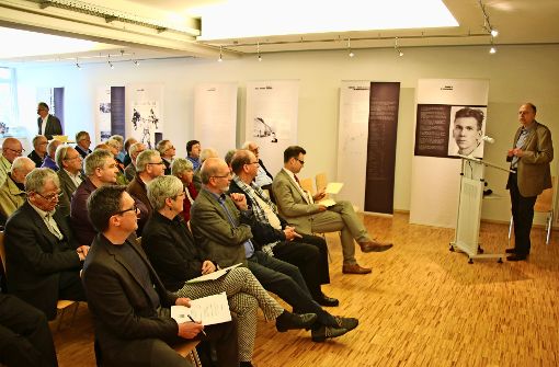 Am Freitag wurde die Ausstellung im Stadtarchiv Musberg eröffnet. Foto: Rüdiger Ott