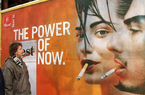 Lange blockierten die CDU-Wirtschaftspolitiker eine Verbot der Tabakaußenwerbung. Doch nun steht eine Entscheidung in der Fraktion an. Foto: dpa/Peter Kneffel