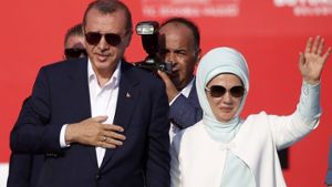 Der türkische Staatschef Recep Tayyip Erdogan hat bei einer Großkundgebung gegen den Putschversuch vor drei Wochen die Einführung der Todesstrafe in Aussicht gestellt. Foto: AP