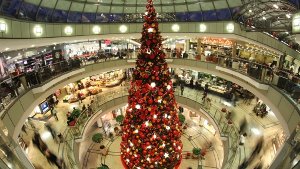 Aus Sicht des Einzelhandels ist das erste Adventswochenende zufriedenstellend verlaufen - mit Luft nach oben. Foto: dpa