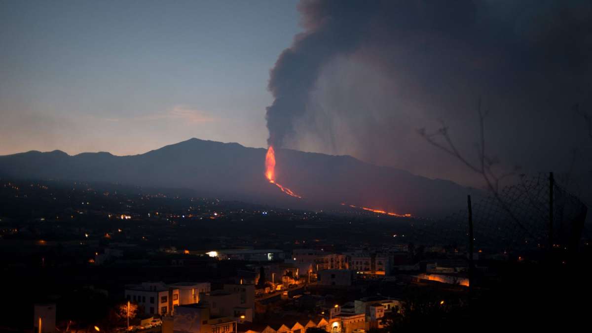 Vulkanausbruch auf La Palma: Der Vulkan spuckt und spuckt