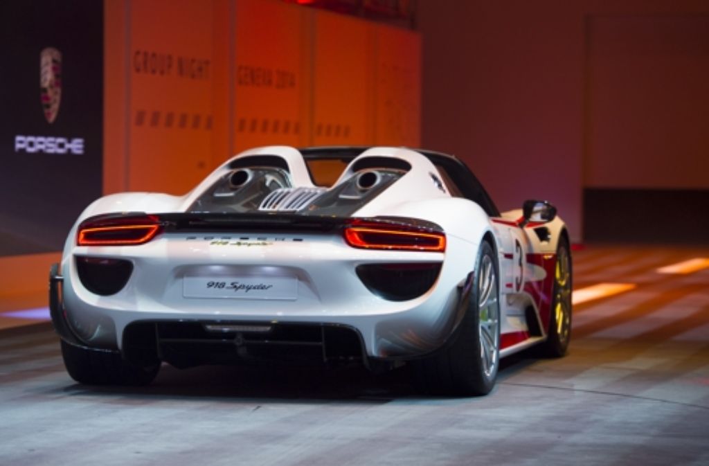 Auf dem 84. Autosalon Genf 2014 wird unter anderem der Porsche 918 Spyder präsentiert. Vom 6. bis 16. März zeigen die Autobauer hier ihre neuesten Innovationen auf vier Rädern.
