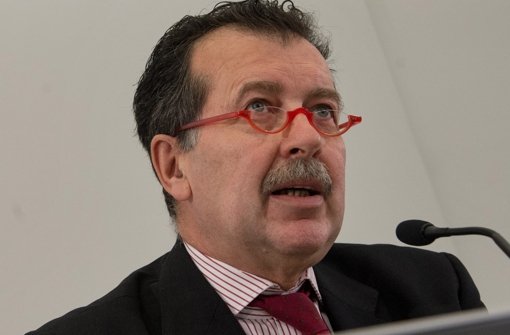 Hans-Jörg Vetter, Vorstandschef der Landesbank Baden-Württemberg, erhält pro Jahr bis zu zwei Millionen Euro. Foto: dpa