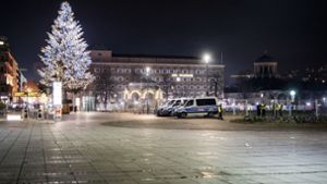 Der Schlossplatz in Stuttgart war in der Silvester-Nacht zeitweise gesperrt. Foto: dpa/Christoph Schmidt