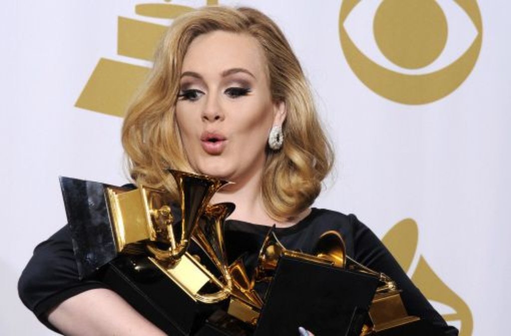 Die britische Sängerin Adele (24) hat zum zweiten Mal in Folge die meisten Alben des Jahres in den USA verkauft. Mit rund 4,4 Millionen verkauften Exemplaren kletterte ihr Album „21“ im vergangenen Jahr an die Spitze der Bestseller-Liste. Foto: dpa