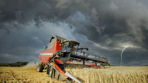 Viele Landwirte sehen dunkle Wolken am Horizont. Foto: imago/countrypixel