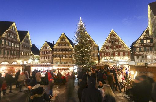 Der Herrenberger Weihnachtsmarkt findet auf dem historischen Marktplatz statt. Dies verleiht ihm seinen besonderen Charme. Foto: factum/Granville