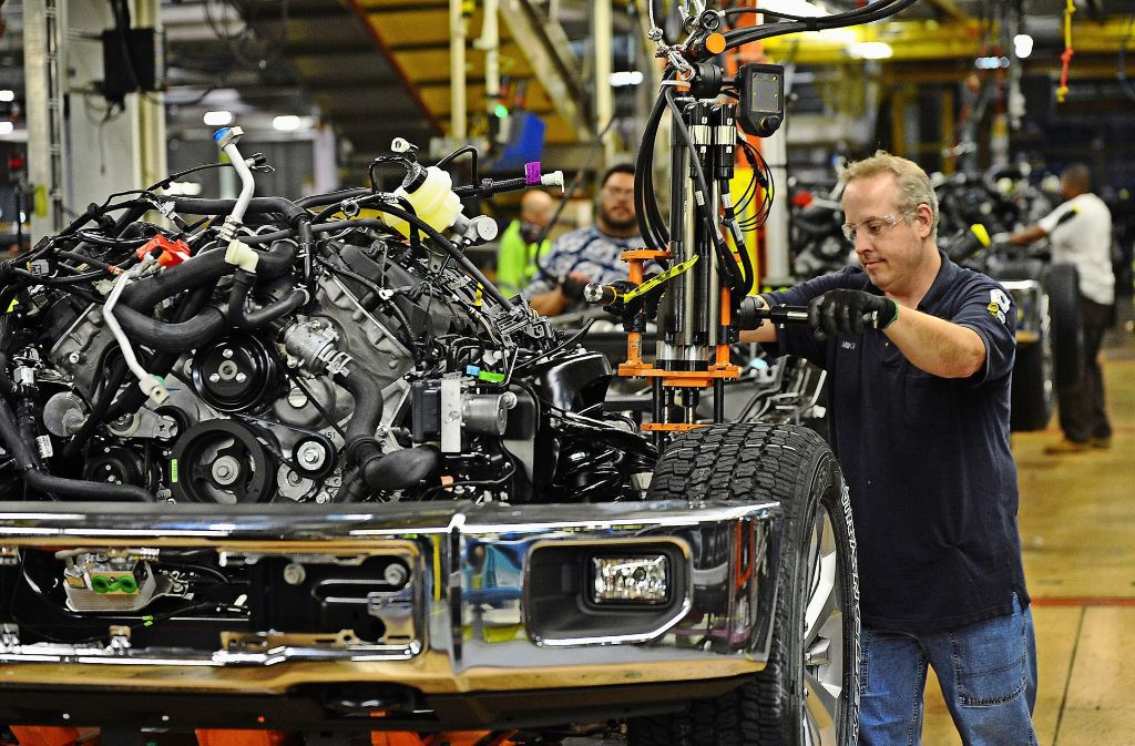 Der Autohersteller Ford (im Bild rechts das  Rouge-Werk in Dearborn) will neue Jobs   in dem  Bundesstaat schaffen Foto: Ford
