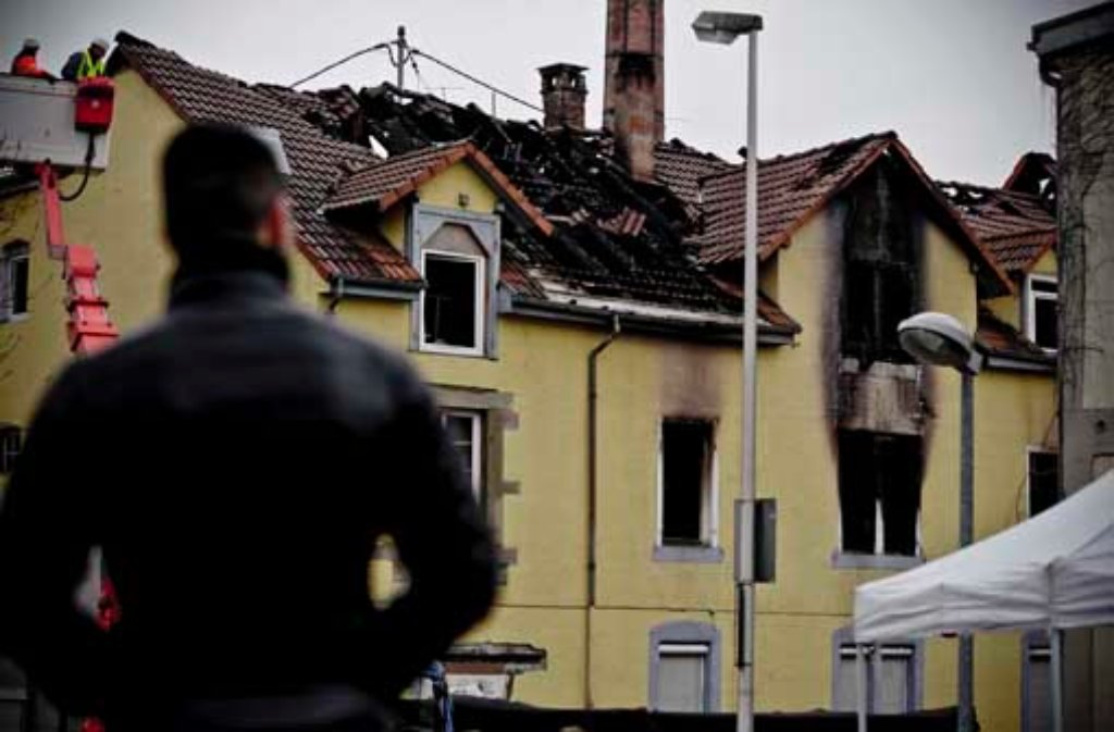 Bei dem verheerenden Brand am frühen Sonntagmorgen waren eine türkischstämmige Mutter und sieben ihrer zehn Kinder in den Flammen gestorben.