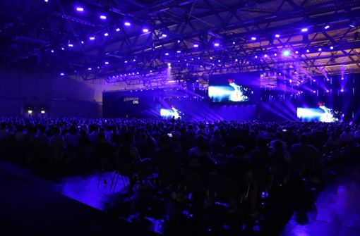 Die Live-Show zur Eröffnung verfolgten mehrere Millionen Menschen online. Foto: dpa/Sascha Thelen