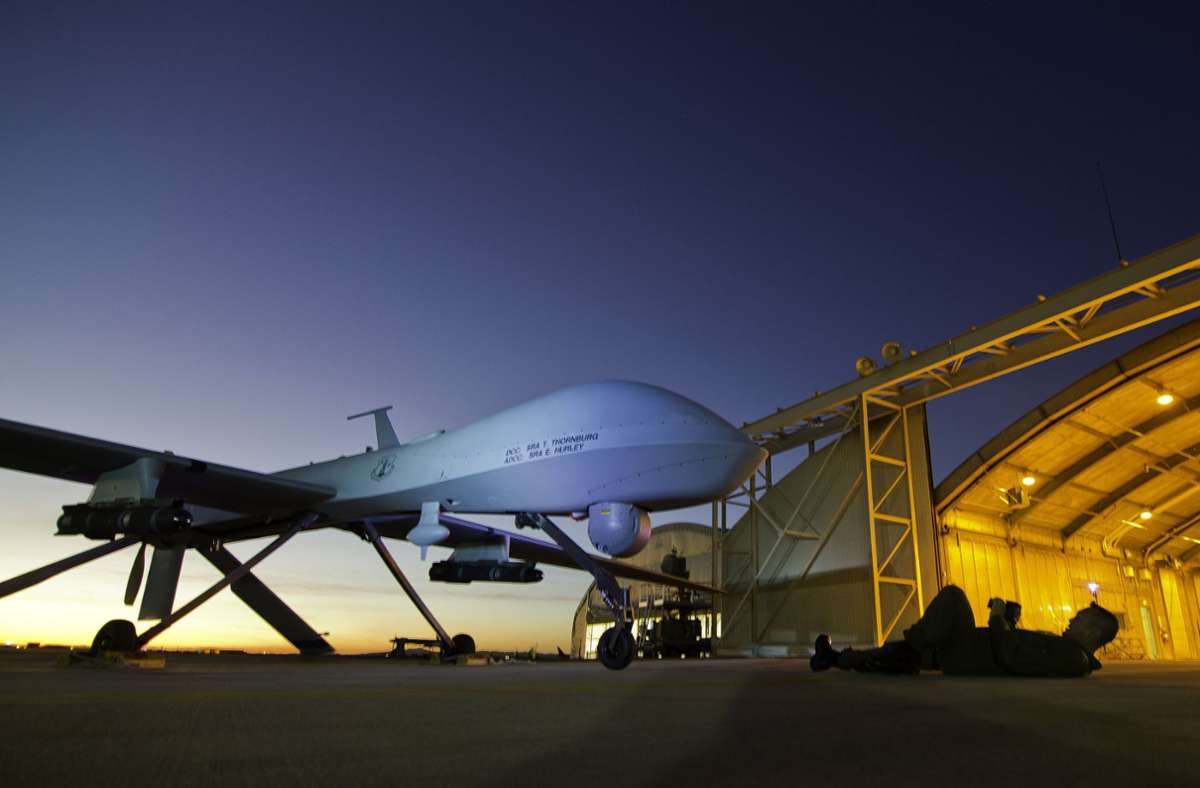 Das Archivbild aus dem Jahr 2012 zeigt eine Drohne des Typs Predator MQ-1, die von den USA benutzt werden. (Archivbild) Foto: dpa/Tsgt Effrain Lopez