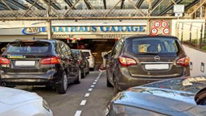 Günstiger parken im Parkhaus: Ob die die neuen Parktarife in Ludwigsburg Autos von der Straße ziehen? Foto: factum/Jürgen Bach