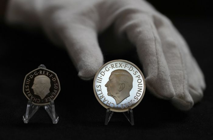 Großbritannien: Erste Münzen mit Porträt von König Charles III. vorgestellt