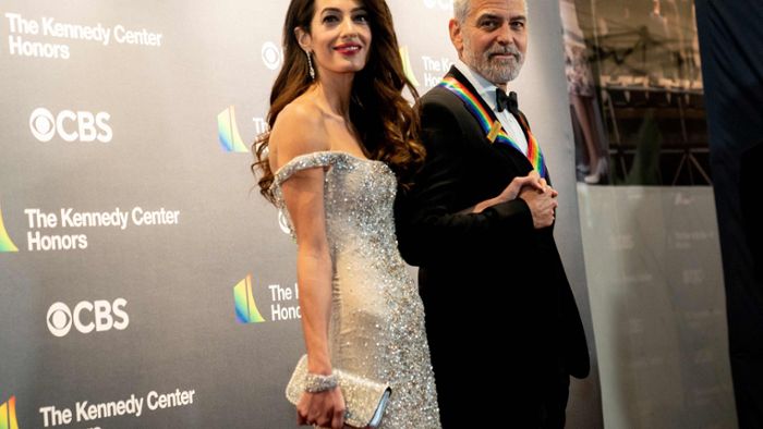 Amal Clooney stiehlt ihrem Mann beinahe die Show