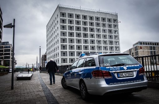 Die Polizei musste am Mailänder Platz einen rabiaten Dieb in Gewahrsam nehmen. (Archivfoto) Foto: Lichtgut/Max Kovalenko