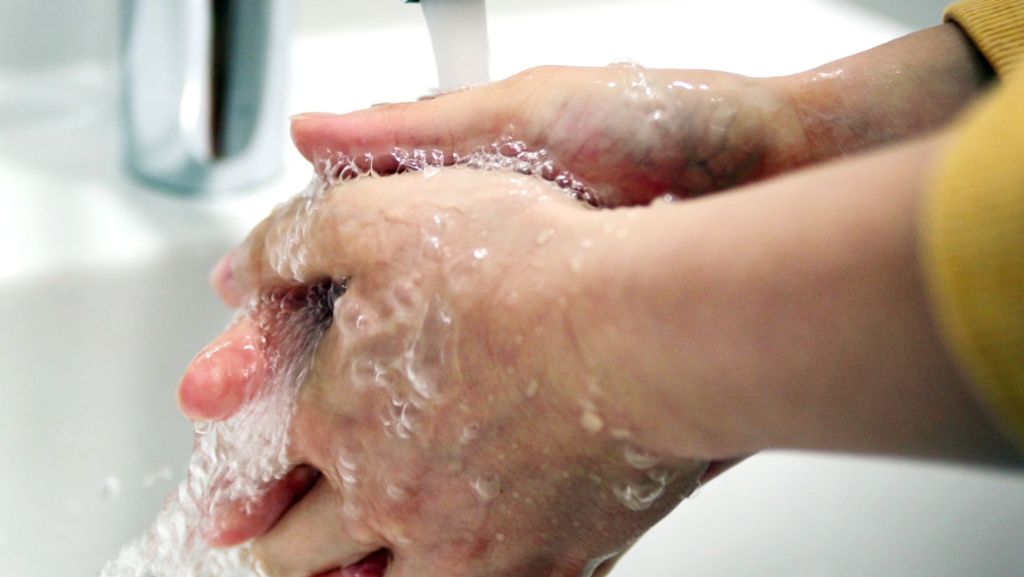 Schutz vor Coronaviren: Seife, Desinfektionsmittel und Co. –  So bleiben die Hände geschmeidig