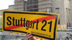 Bündnisse aus Stuttgart-21-Gegner werben für drei Querverbindungen ohne Hauptbahnhof. Foto: dpa