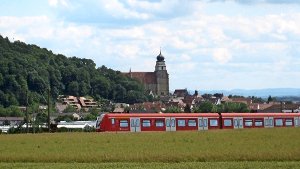 Das Verkehrsministerium plant Metropol-Express-Bahnen auch auf der Gäubahn bei Herrenberg – der Fahrgastverband Pro Bahn sagt, dazu brauche es dort ein drittes Gleis. Foto: StN