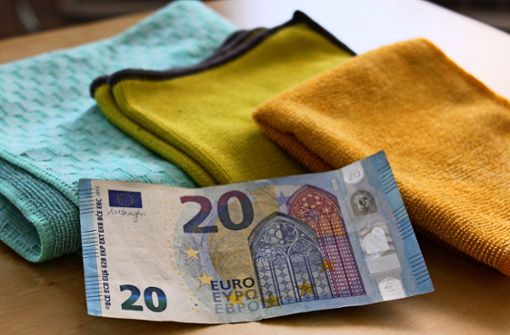 20 Euro zahlte der Plieninger an der Haustür für Mikrofasertücher. Foto: J. Fritsch