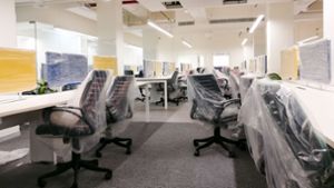 In leeren Büros ist es schwer, ein Mannschaftsgefühl zu erzeugen. Foto: Imago//LensAndLuck